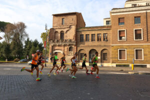 Rome 15K, migliaia di atleti al via il 9 novembre: strade chiuse, deviazioni bus e traffico 1 Rome 15K, migliaia di atleti al via il 9 novembre: strade chiuse, deviazioni bus e traffico 1