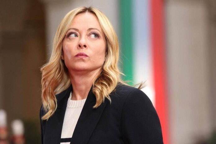 Meloni chiama Mattarella: “Faremo di tutto per pace in Ucraina e Medio Oriente”