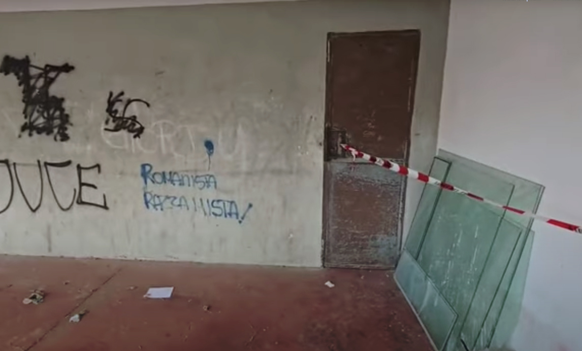 Bomba carta esplode alle case Ater di Nuova Ostia: è la seconda in due mesi (VIDEO e FOTO) 2
