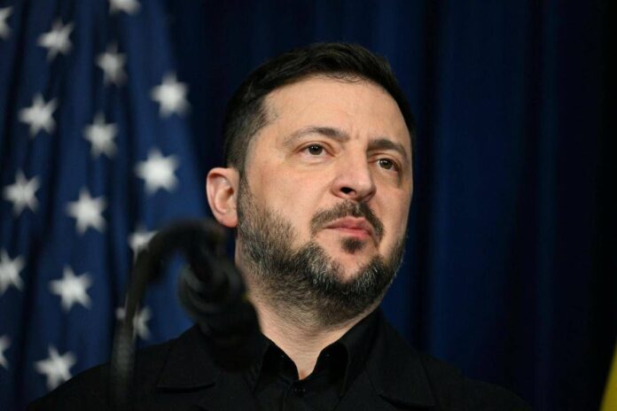 Ucraina-Russia, Zelensky: “Da Usa garanzie per 15 anni, noi chiediamo almeno il doppio”