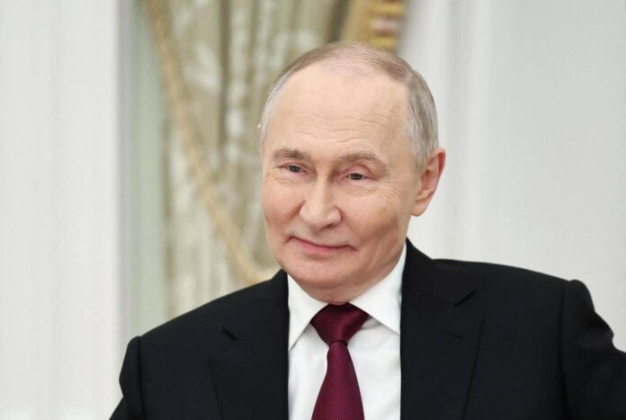 Ucraina, salta l’incontro Usa-Zelensky. Russia: “Più forti nei negoziati”