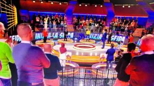 Caduta Libera 18 febbraio 2026, Giovanni si conferma campione: quanto ha vinto ieri sera 1