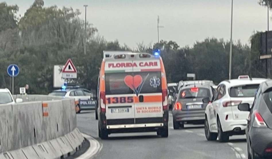 Via Pontina, nuova chiusura per incidente nel pomeriggio di Natale 1