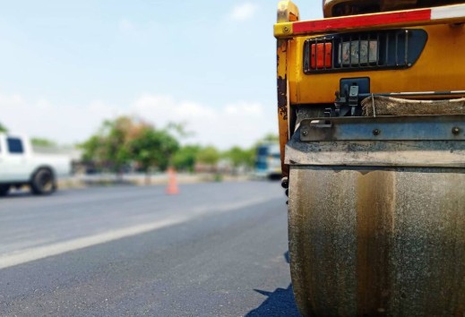 lavori Isola Sacra, partono lavori per sistemazione asfalto dopo interventi Acea Ato2: divieti, orari e tratto interessato
