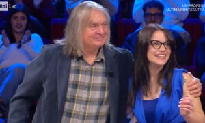 Affari Tuoi 18 dicembre 2025, la super partita di Bluette: quanto ha vinto ai pacchi 1