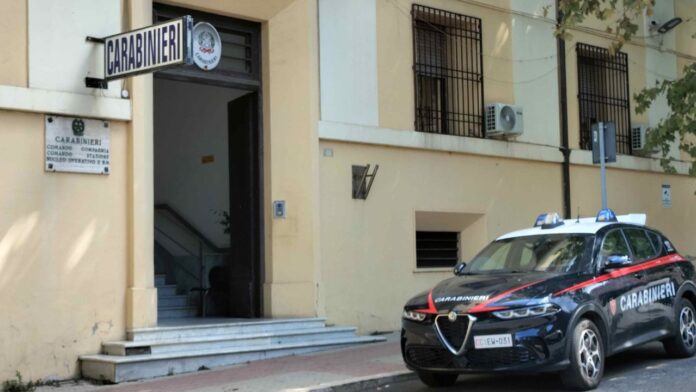 Carabinieri Santa Marinella cp Ladro colto sul fatto a Cerveteri: aveva sfondato il vetro di un'auto in pieno centro
