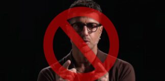 Fabrizio Corona, Falsissimo bloccato