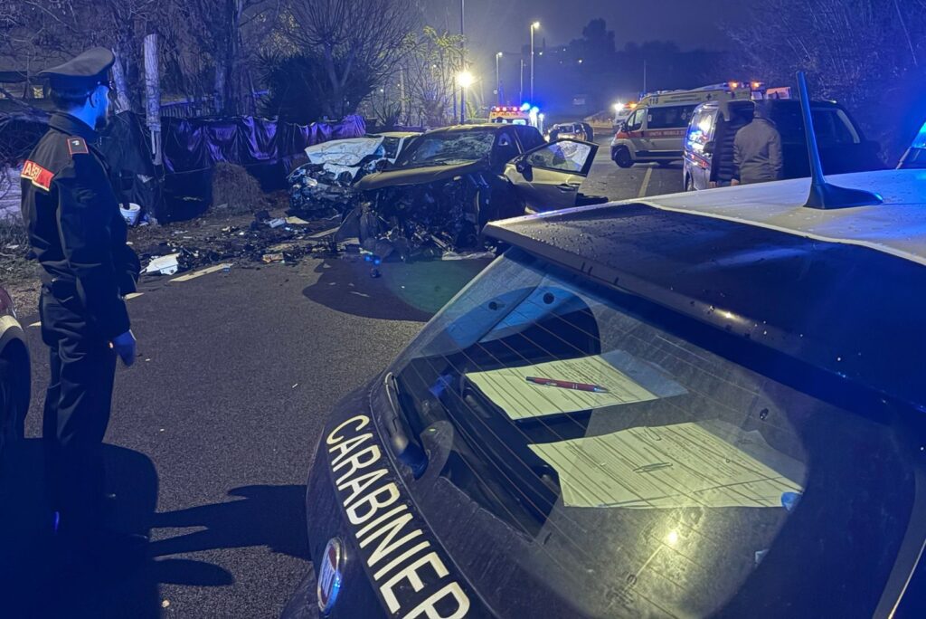 Identificate le tre vittime del frontale mortale di Ardea. I coniugi rientravano a casa 2 Identificate le tre vittime del frontale mortale di Ardea. I coniugi rientravano a casa 2