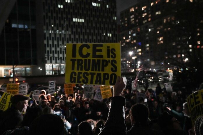 Usa, donna uccisa a Minneapolis da agente Ice: proteste in diverse città