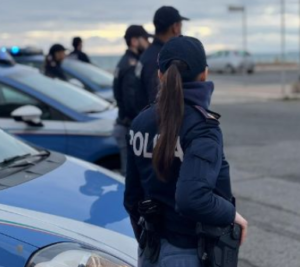Sgomberato centro sociale a Palocco: la Polizia presidia per otto ore, 11 denunciati 3