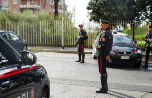 Operazione dei carabinieri a Nuova Ostia: arresti e sequestri per centinaia di dosi (VIDEO E FOTO) 3