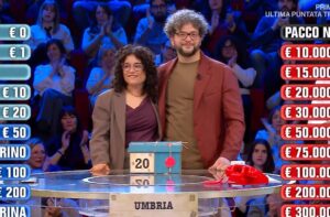 Affari Tuoi 25 gennaio 2026, Antonio sfida il Dottore e vince: tutte le curiosità sul campione dell'Umbria 1
