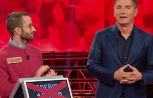 L'Eredità 24 gennaio 2025, puntata da brivido: due campioni eliminati, Francesco vince 1 L'Eredità 24 gennaio 2025, puntata da brivido: due campioni eliminati, Francesco vince 1