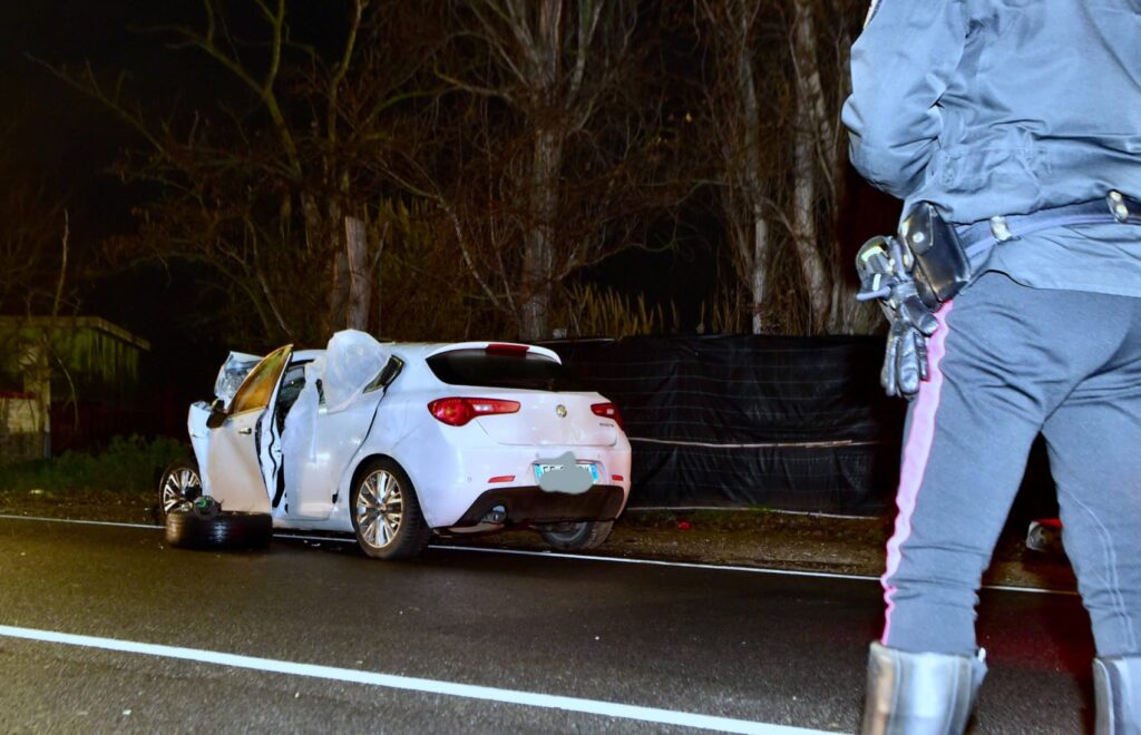Incidente con sorpasso fatale a Ardea: tre vittime e un ferito grave (FOTO) 2