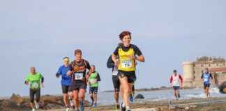 Maratonina del Tirreno, sul litorale appuntamento con la seconda edizione della corsa: luogo, orari e strade interessate
