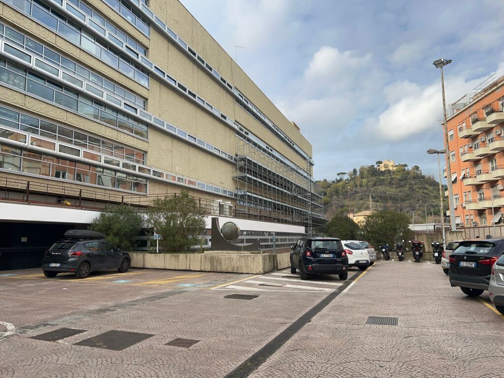 Giallo di Barcellona, la Procura di Roma indaga sulla morte di Samuele Spinelli. Disposta nuova autopsia 1
