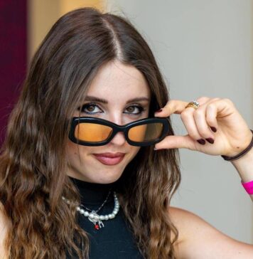 angelina mango