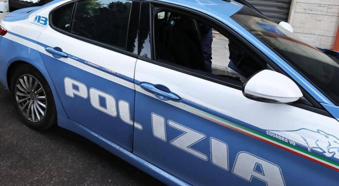 Gela, 15enne colpisce con martello compagno di scuola