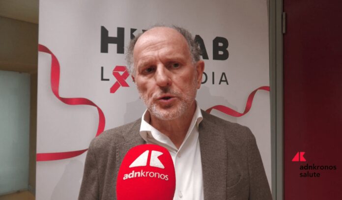 Infettivologo Bonfanti: “Favorire aderenza rivedendo terapie Hiv obsolete”