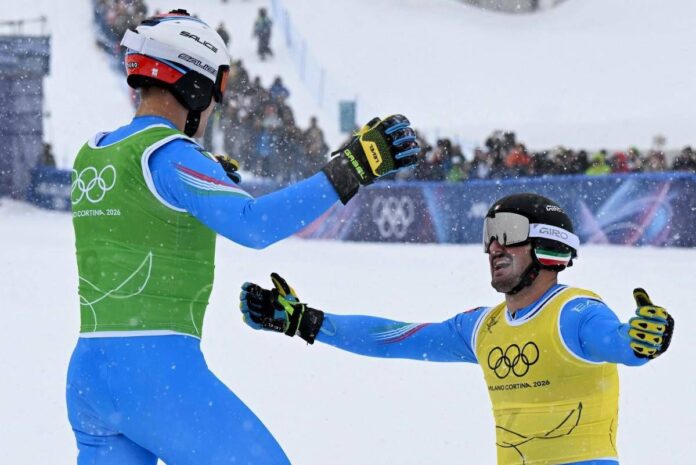 Milano Cortina, doppietta azzurra nello skicross: oro Deromedis, argento Tomasoni