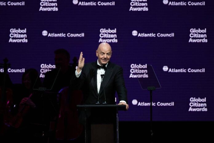 Riammissione Russia, anche Ue boccia Infantino: “Non si ignori dolore causato da guerra”
