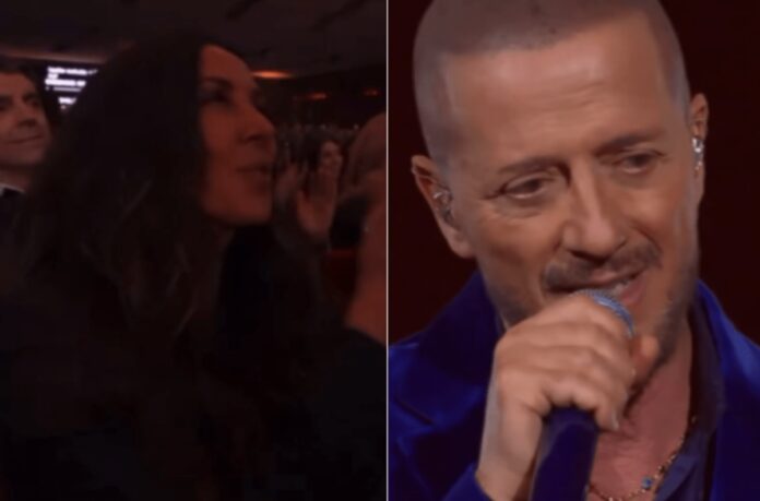 Sanremo 2026, Raf dedica ‘Ora e per sempre’ alla moglie Gabriella: “La mia ispirazione”