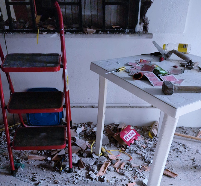 Furti e atti vandalici al Comitato di Dragona: cittadini e commercianti salvano il Carnevale di tre quartieri (FOTO) 2
