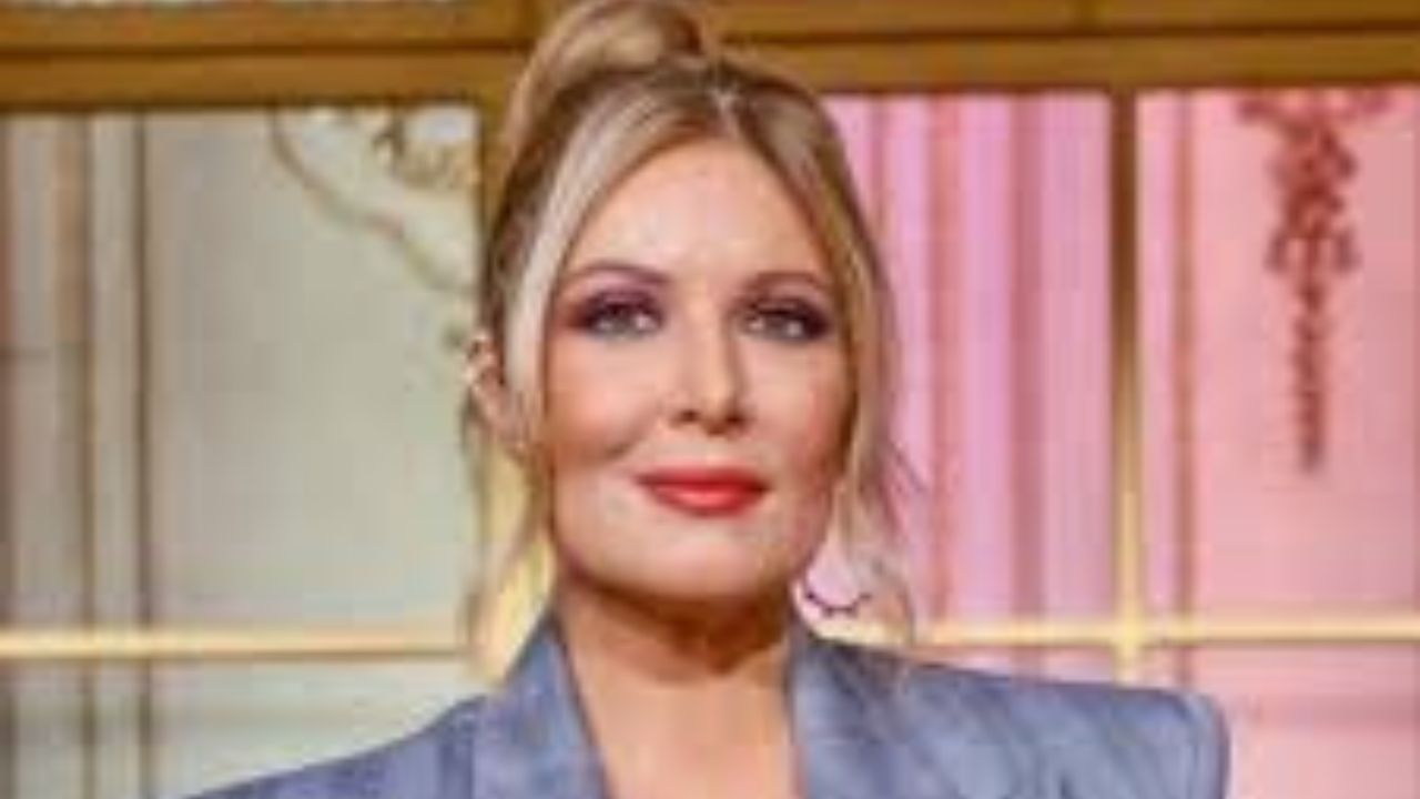 Selvaggia Lucarelli al Grande Fratello Vip: ora è ufficiale 1 Selvaggia Lucarelli