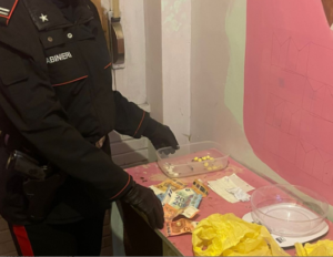 Blitz dei carabinieri a Ostia: sei arresti e droga sequestrata (FOTO) 2