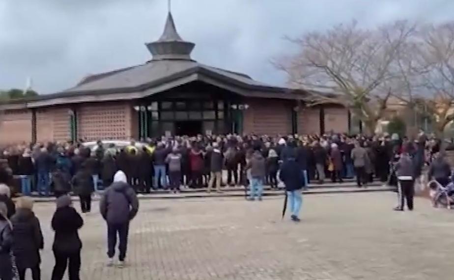 I funerali di Federica Torzullo uccisa dal marito, il parroco: "Avevo celebrato qui il loro le loro nozze" 1