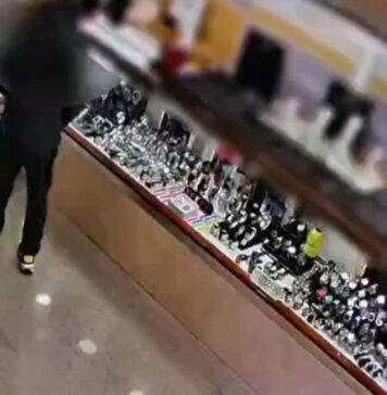 Rapine a mano armata in posta e in gioielleria con bottino da 100mila euro: due arresti a Roma