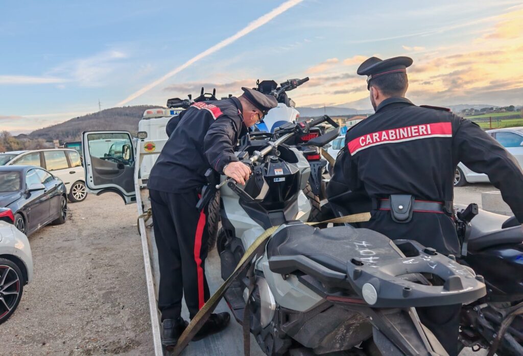 Rubati a Roma, smontati ai Castelli: gps svela la centrale dei ladri di scooter 1