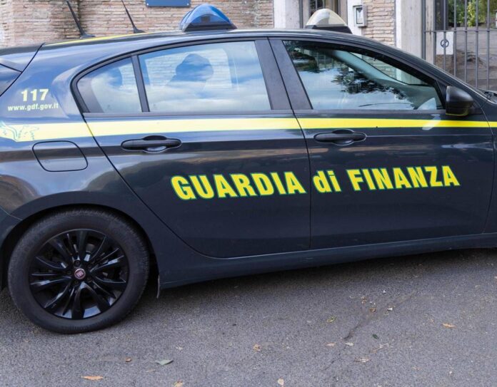 Bari, presunta corruzione in gare forniture Asl: 7 indagati