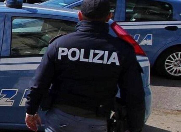 Bergamo, donna uccisa a coltellate: arrestato il marito