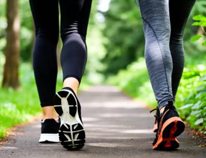 Camminare a passo svelto o fare le scale, così cala il rischio di 8 malattie