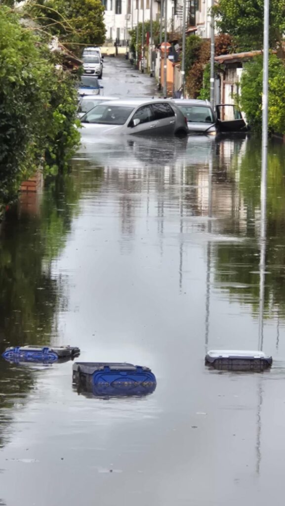 Grandine sul litorale e bomba d'acqua su Roma: coda invernale del maltempo (VIDEO) 1 Grandine sul litorale e bomba d'acqua su Roma: coda invernale del maltempo (VIDEO) 1