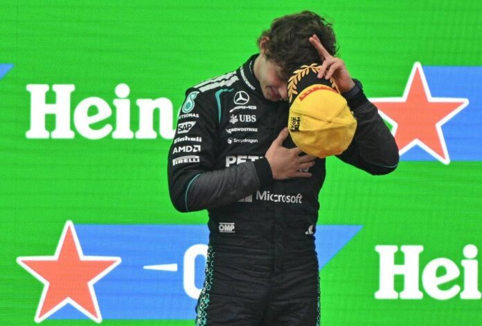 Formula 1, Antonelli in lacrime dopo il trionfo nel Gp di Cina: “Lo avevo promesso all’Italia”