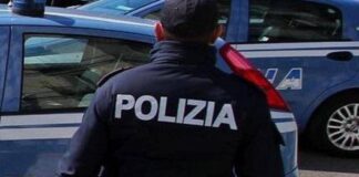 I due cittadini ucraini sono stati rintracciati dalla Polizia in un appartamento insieme ad altre quattro persone, tutte denunciate dopo la rapina a Fiumicino