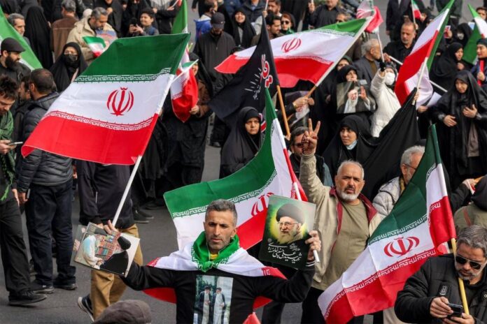 Iran, la nuova sfida a Trump: “Stretto di Hormuz aperto per chi rompe con gli Usa”