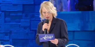 Maria De Filippi Amici 25
