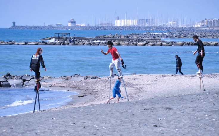 Spiagge e verde pubblico a Ostia coperti da rifiuti. E lo chiamano turismo! (FOTO e VIDEO) 1 Spiagge e verde pubblico a Ostia coperti da rifiuti. E lo chiamano turismo! (FOTO e VIDEO) 1
