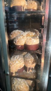 Dal litorale romano ai vertici nazionali del gusto Vincenzo primeggia con la sua colomba pasquale 1 Dal litorale romano ai vertici nazionali del gusto Vincenzo primeggia con la sua colomba pasquale 1