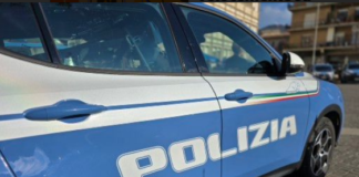 Un arresto e due fuggitivi: fermato dopo un inseguimento un 42enne napoletano, deve rispondere di resistenza a pubblico ufficiale e falsità materiale