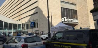 Operazione interforze a Roma per sicurezza e decoro: 2 arresti e controlli a tappeto (VIDEO)