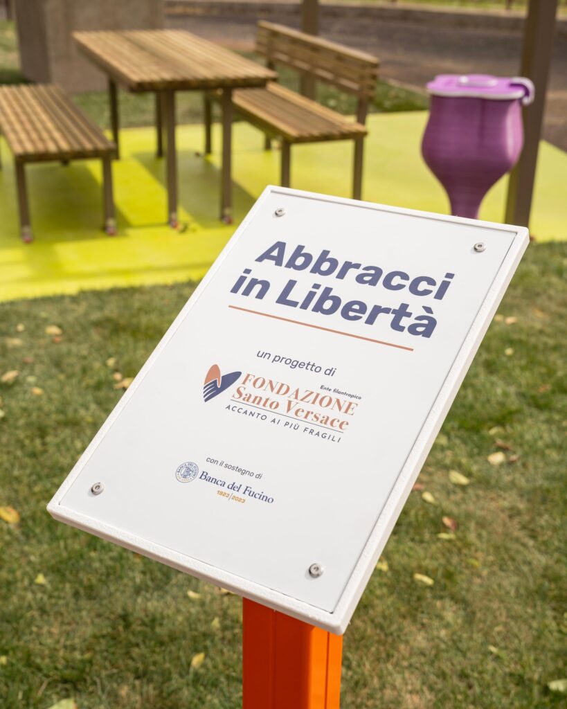 "Abbracci in Libertà": inaugurato parco giochi per padri e figli nel carcere di Rebibbia 2 "Abbracci in Libertà": inaugurato parco giochi per padri e figli nel carcere di Rebibbia 2