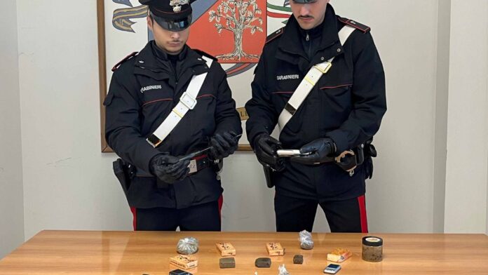 Droga, due fratelli giovanissimi arrestati dai Carabinieri a Ladispoli