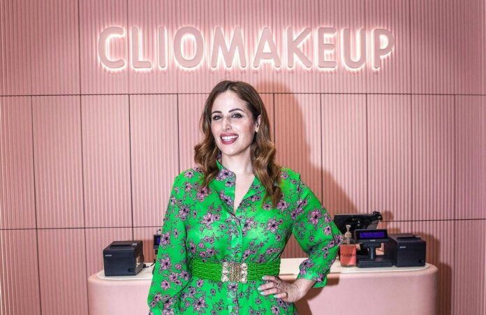 ClioMakeUp derubata a Milano, lo choc: “Avevo la borsa accanto poi è sparita”