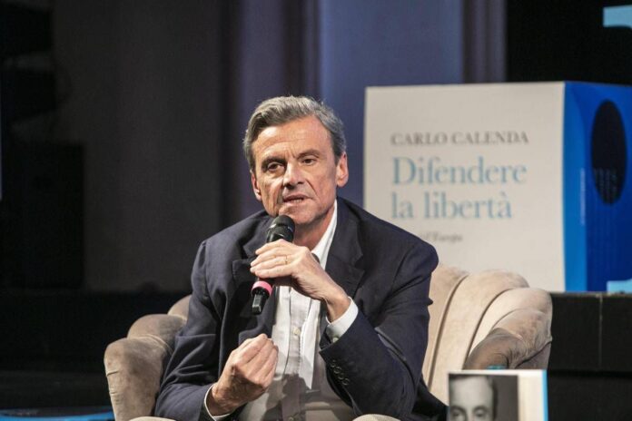 ‘Difendere la libertà’, Calenda rivela: “Obama chiamò Renzi per impedire blocco sanzioni a Russia”