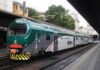 Stop ai treni tra Cancello Arnone e Villa Literno per un rogo a ridosso della linea Roma-Napoli: pesanti disagi, convogli bloccati, deviazioni e cancellazioni per gli Intercity