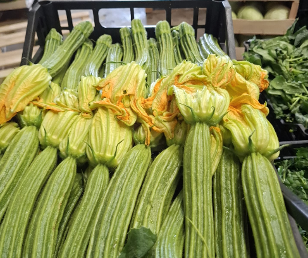Solidarietà dal cuore agricolo del Lazio: 800 casse di ortofrutta e 120 uova di Pasqua per chi ha bisogno 2 Solidarietà dal cuore agricolo del Lazio: 800 casse di ortofrutta e 120 uova di Pasqua per chi ha bisogno 2